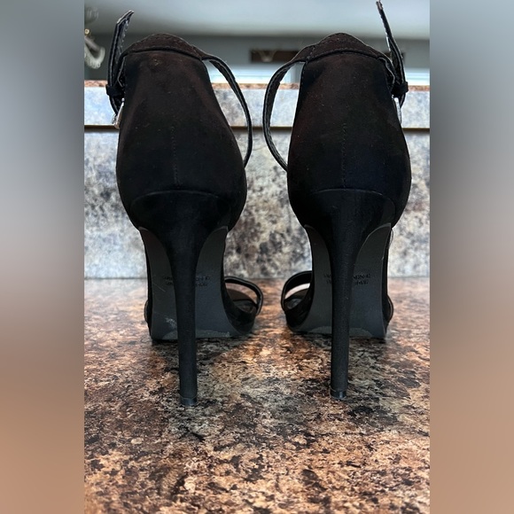 Black Ankle Strap heels - Picture 4 of 11
